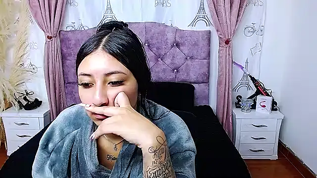 Wendy-13 online show from 21, 10, 2025