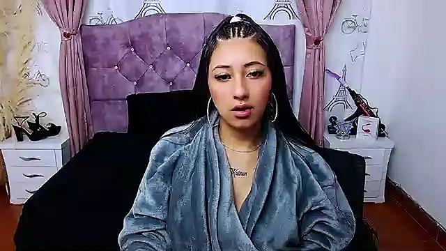 Wendy-13 online show from 25, 10, 2025