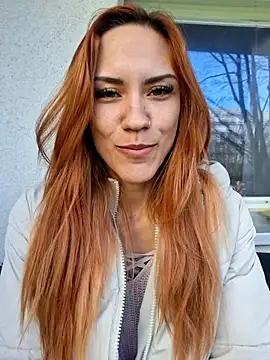 SlimBellaa online show from 16, 12, 2025