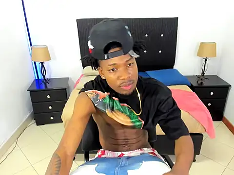 Snapshot of maikol_monstercock chatting on 3, 10, 2025 maikol monstercock online show from 3, 10, 2025