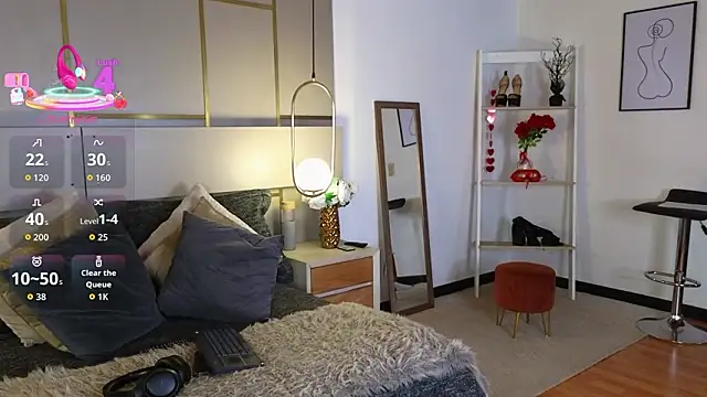 Lina Montclair online show from 26, 3, 2026