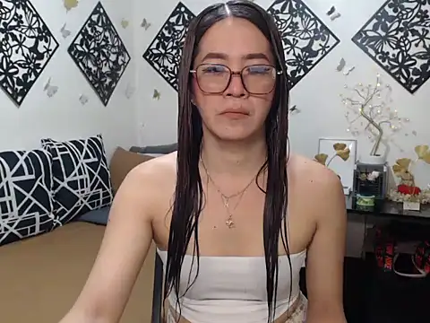 TheMISTRESSx69 online show from 3, 2, 2026