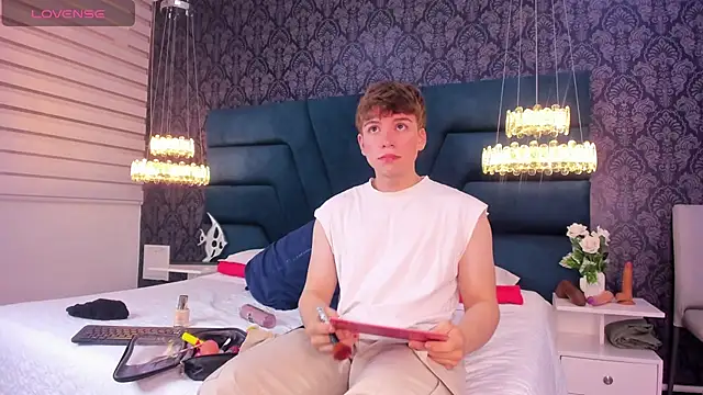 TaylerWhite online show from 3, 2, 2026