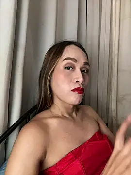 RomanticPearlTS online show from 6, 4, 2026