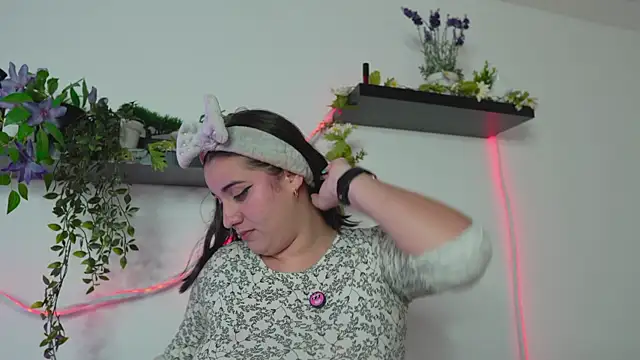 Snapshot of Lana_Herondale chatting on 4, 6, 2026 Lana Herondale online show from 4, 6, 2026