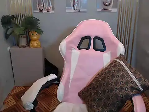 LustfullVelindaks online show from 28, 6, 2026