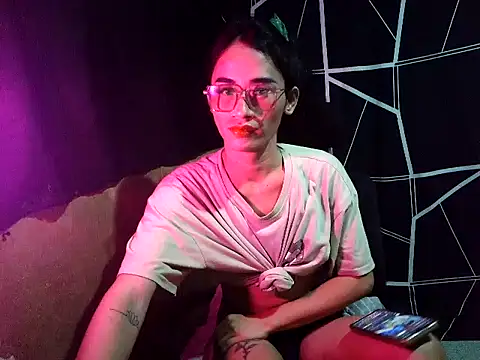 Madylinebigcock69 online show from 26, 6, 2026