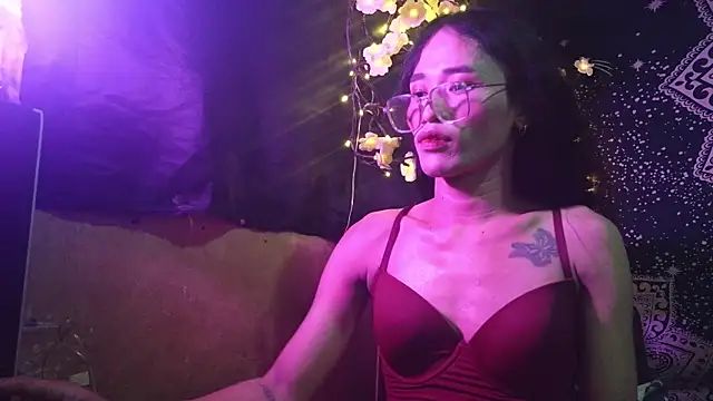 Madylinebigcock69 online show from 12, 7, 2026