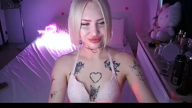 yourscirilla online show from 31, 3, 2026