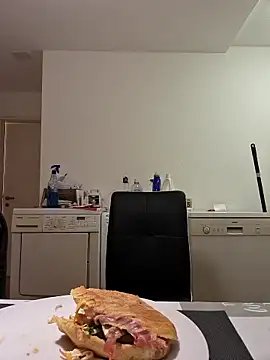 spaccaa online show from 15, 4, 2026