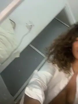 sienna glow online show from 1, 3, 2026