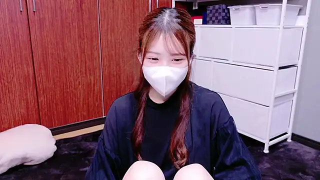 Snapshot of Ema_o0_chan chatting on 1, 11, 2025 Ema o0 chan online show from 1, 11, 2025