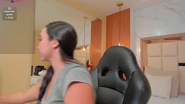 Snapshot of julieta_rosee chatting on 1, 6, 2026 julieta rosee online show from 1, 6, 2026