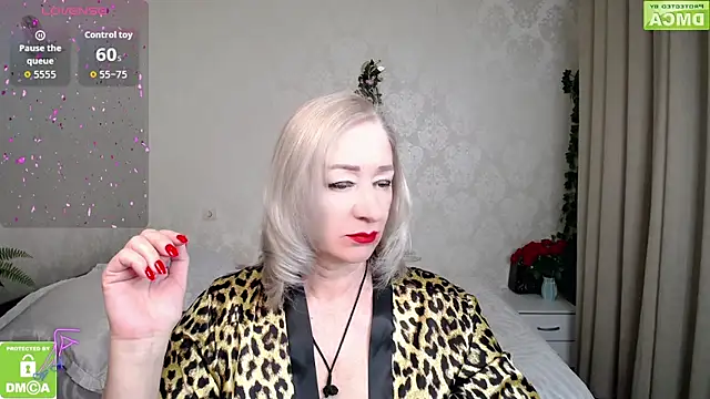 hunters woman online show from 31, 3, 2026