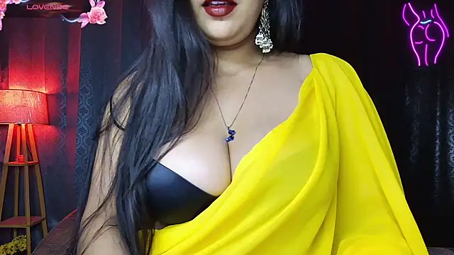 Snapshot of MissNasha chatting on 9, 4, 2026 MissNasha online show from 9, 4, 2026