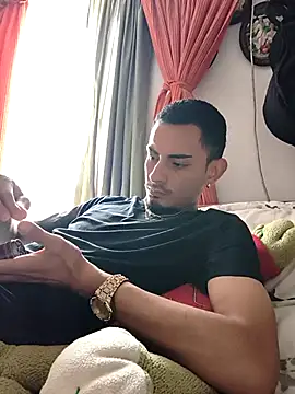 Snapshot of Exlifer chatting on 5, 4, 2026 Exlifer online show from 5, 4, 2026