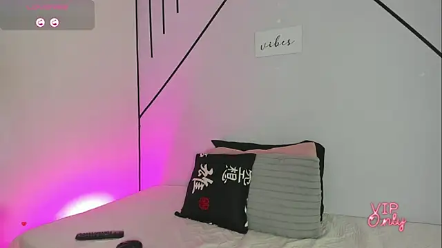 MiahCornell  online show from 9, 2, 2026