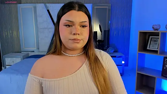 Maxxxine1 online show from 13, 4, 2026