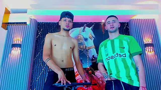 Dominic Max  online show from 15, 9, 2025