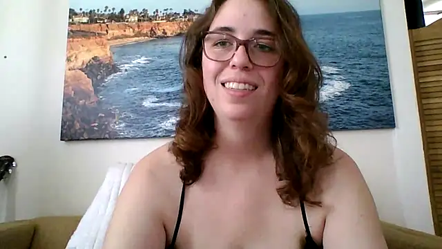 sweetsocalgirl online show from 19, 5, 2026