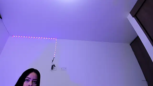 Snapshot of Renata_reyes11 chatting on 4, 6, 2026 Renata reyes11 online show from 4, 6, 2026