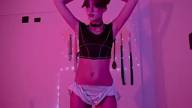 nina kink online show from 24, 5, 2026