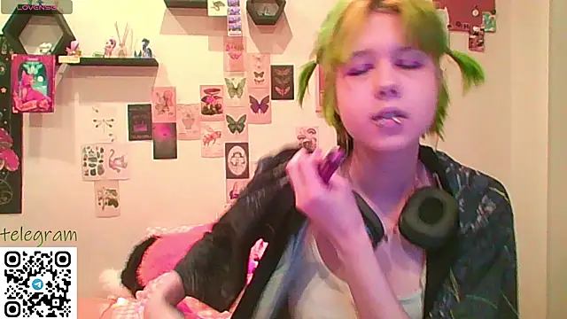 CarolineRichter online show from 4, 2, 2026