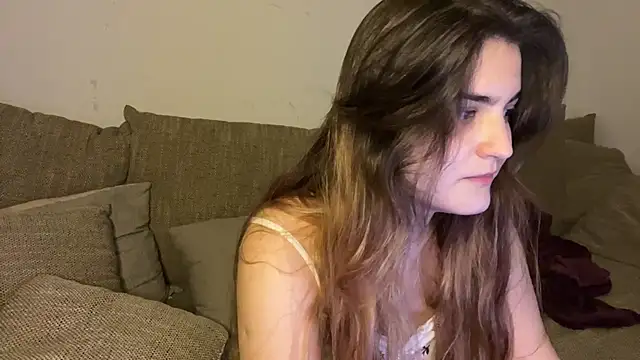 Snapshot of Vivalenti_Kiss chatting on 8, 11, 2025 Vivalenti Kiss online show from 8, 11, 2025