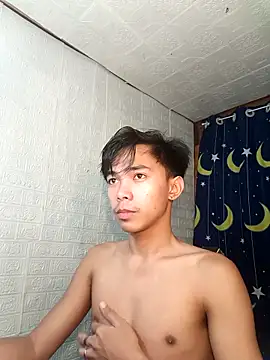 XxXBinatilyongPinoyXxX online show from 4, 11, 2025