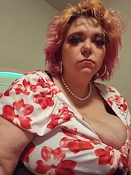 Snapshot of g0lden_are0las89 chatting on 18, 6, 2026 g0lden are0las89 online show from 18, 6, 2026