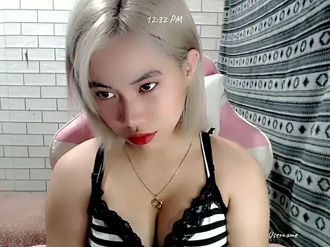 Snapshot of Rainea149 chatting on 6, 10, 2025 Rainea149 online show from 6, 10, 2025