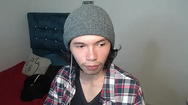 Xoxo Smiles online show from 3, 11, 2025