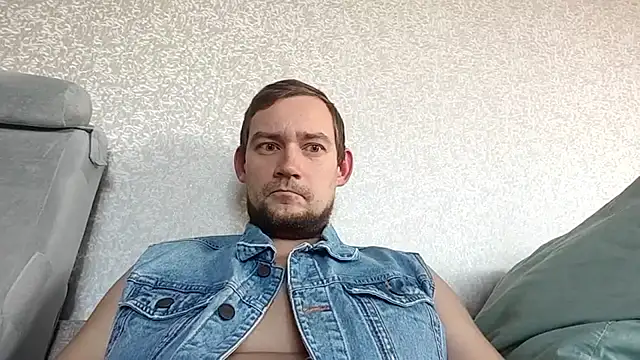 Snapshot of CharlieYeahx chatting on 24, 9, 2025 CharlieYeahx online show from 24, 9, 2025