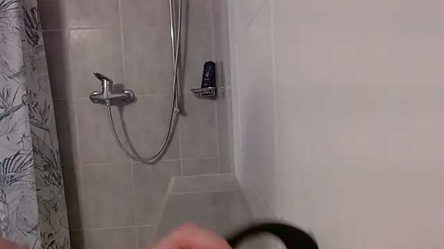 Snapshot of Hijuga chatting on 30, 11, 2025 Hijuga online show from 30, 11, 2025