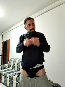 Nonsoilmionome89 online show from 15, 4, 2026