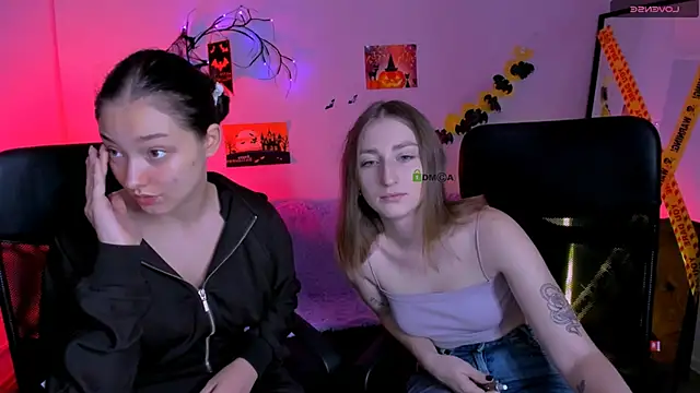 eva smiith  online show from 5, 11, 2025