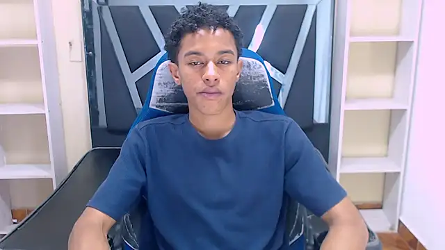 Rocco Grey online show from 24, 9, 2025