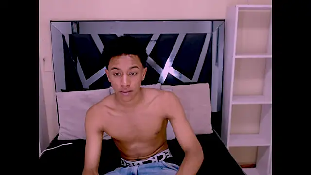 Rocco Grey online show from 3, 10, 2025