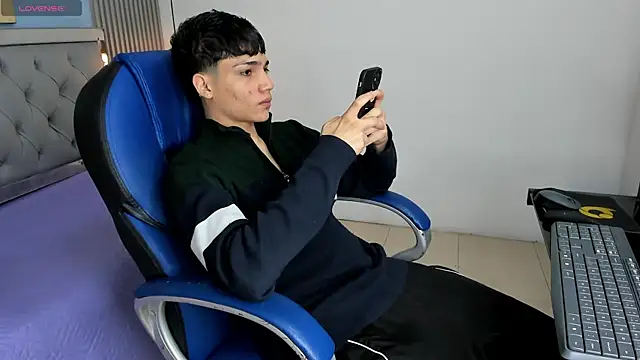 SamBlack  online show from 16, 4, 2026