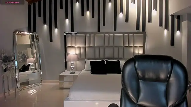 AgathaKondo  online show from 30, 3, 2026