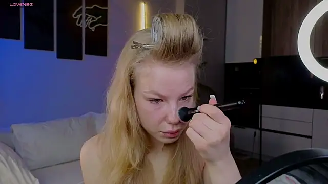 emilyshepar d online show from 4, 6, 2026