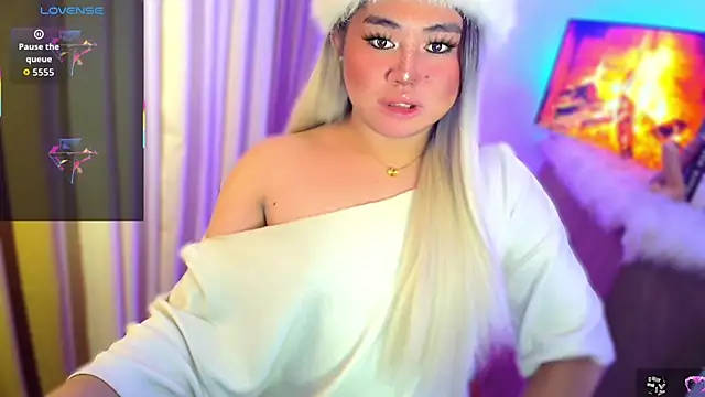 Snapshot of ursexy_ceciliaxx chatting on 14, 7, 2026 ursexy ceciliaxx online show from 14, 7, 2026