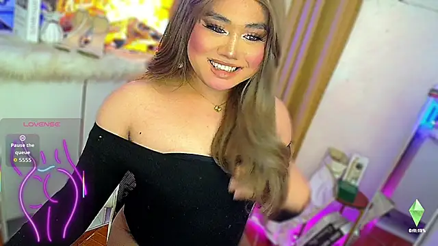 Snapshot of ursexy_ceciliaxx chatting on 30, 7, 2026 ursexy ceciliaxx online show from 30, 7, 2026
