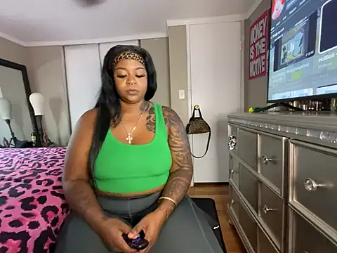 ShesTheOne 444 online show from 6, 6, 2026