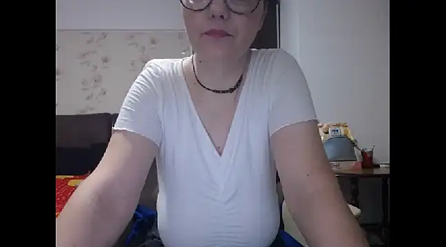 Snapshot of Mary_x chatting on 10, 1, 2025 Mary x online show from 10, 1, 2025