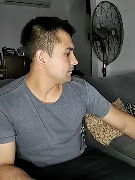 Bradd 32 online show from 10, 4, 2026