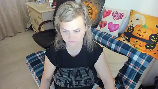 MildMature online show from 18, 12, 2025