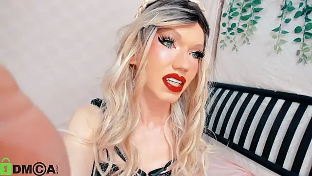 Snapshot of Mia_Miss_Sensual chatting on 2, 7, 2026 Mia Miss Sensual online show from 2, 7, 2026