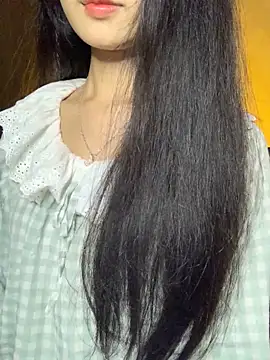 Nhinhi18 online show from 5, 12, 2025