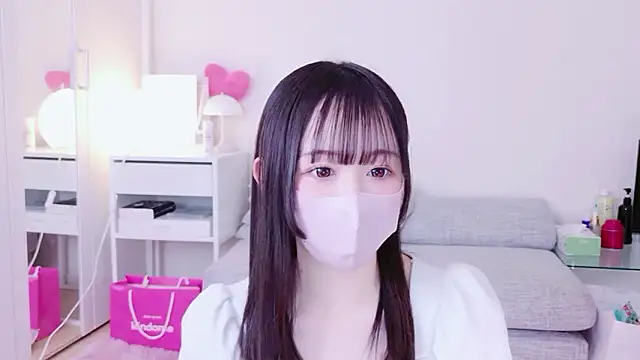 Snapshot of o-AKANE-o chatting on 17, 4, 2026 o-AKANE-o online show from 17, 4, 2026